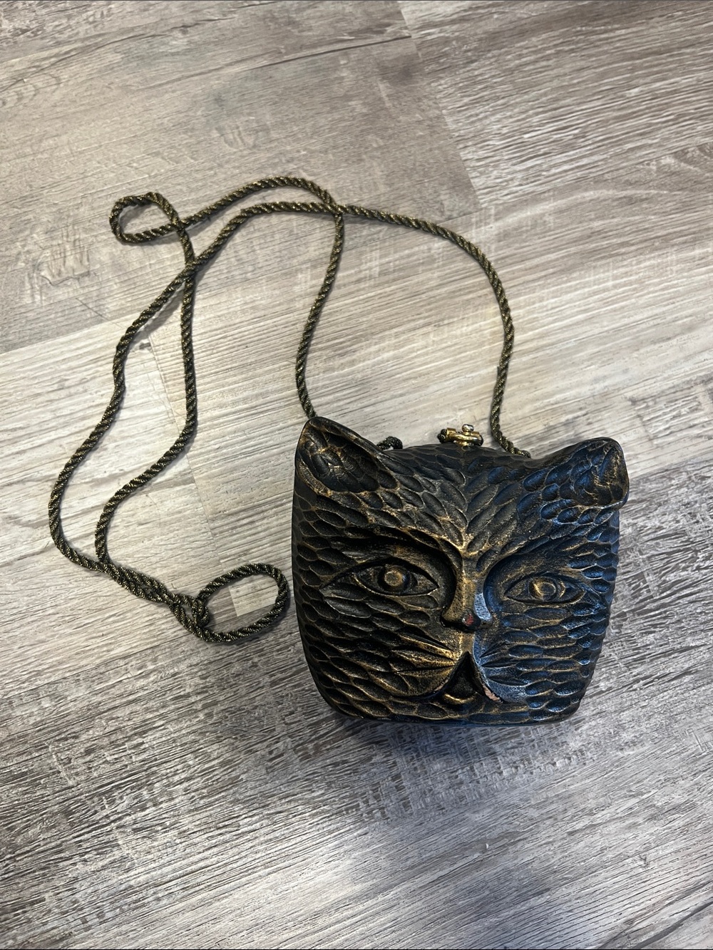 Timmy Woods Beverly Hills Black Sculpted Cat Face Shoulder Bag with Gold Unique